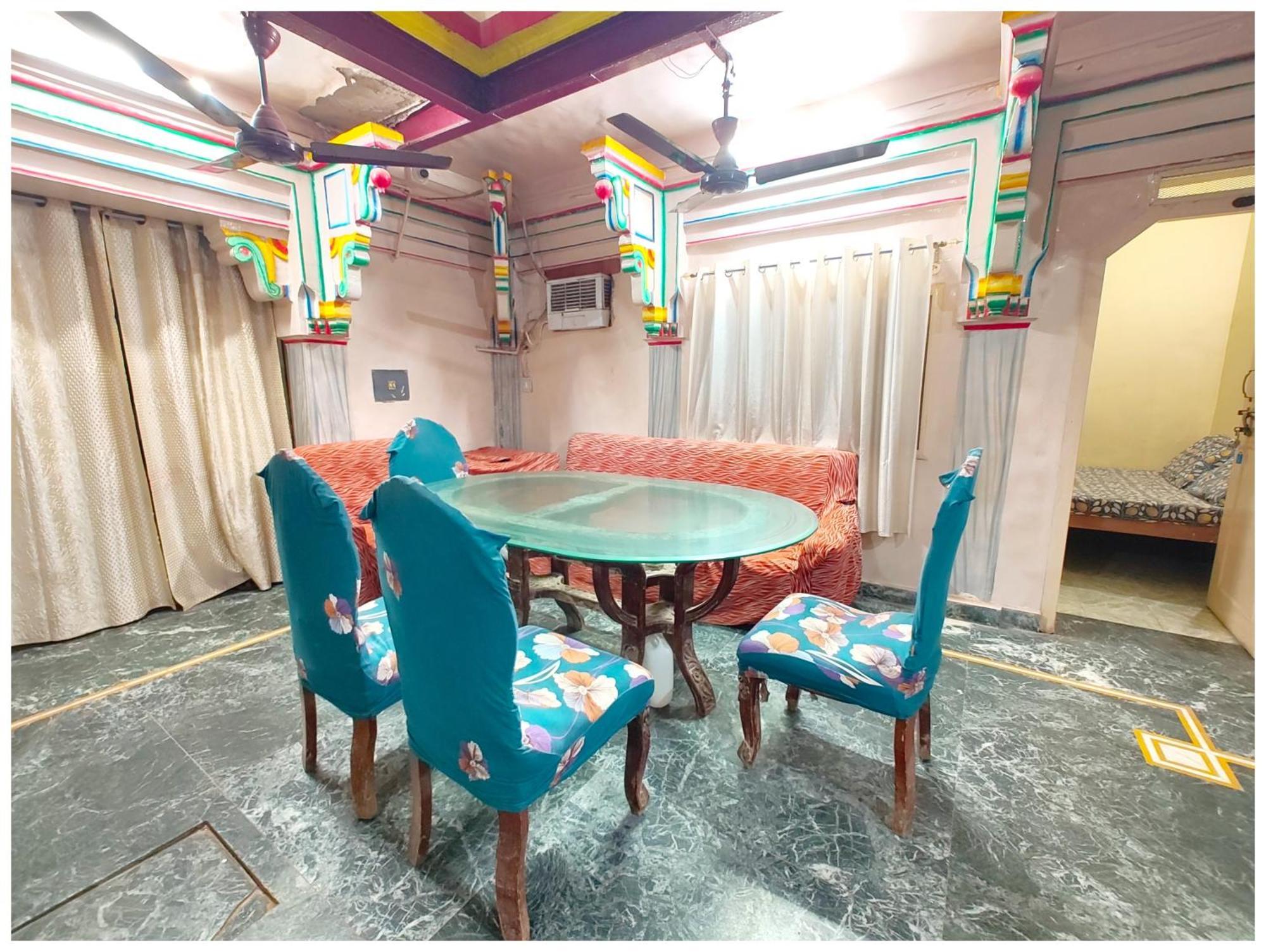 Hotel Shant! Near Kashi Vishwanath Temple- Fully Air Conditioned & Spacious - Budget In Varanasi